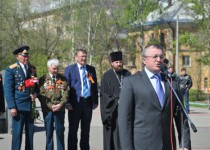 Советы общественного самоуправления Канавинского района поздравляют своих ветеранов
