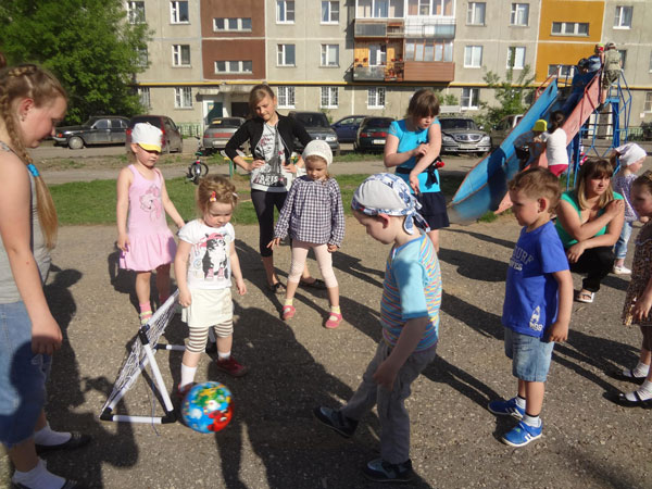 Праздник «Защитим любовью» прошел в ТОС микрорайона «Молитовский затон»