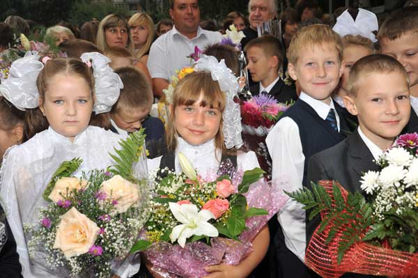 «День Знаний – символ начинаний, перспектив и новых возможностей», - Олег Сорокин