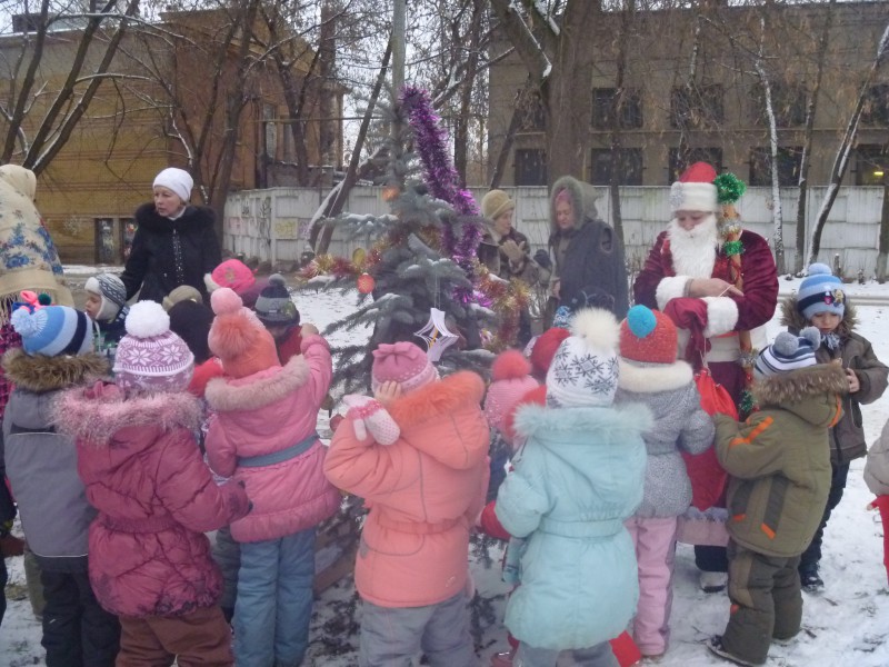 Новогоднее путешествие маленьких жителей ТОС поселка Комсомольский в сказку