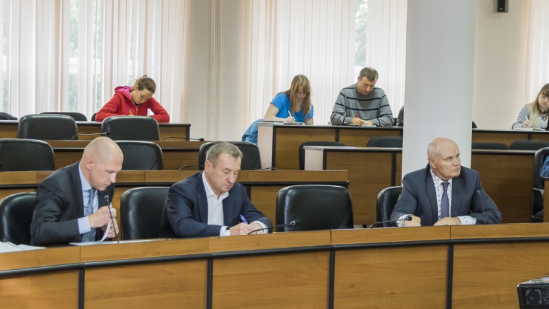 Комиссия по развитию города, строительству и архитектуре проведет выездное заседание на Нижневолжской набережной