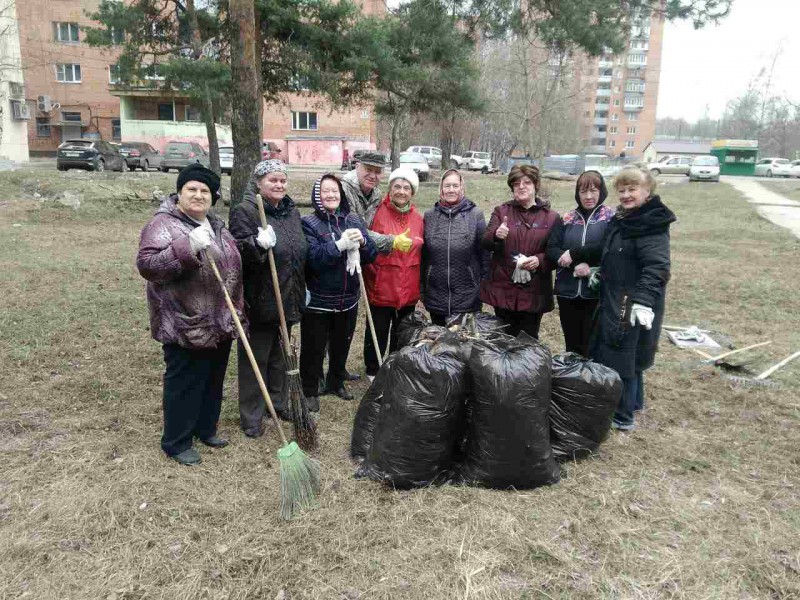 Сормовичи принимают участие в месячнике по благоустройству