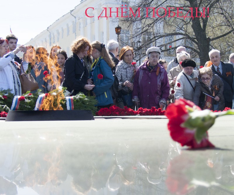 Председатель городской Думы Нижнего Новгорода Дмитрий Барыкин поздравляет нижегородцев с Днем Победы