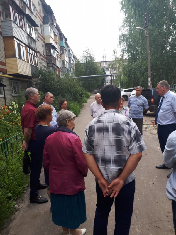 Николай Сатаев встретился с жителями поселка Сортировочный