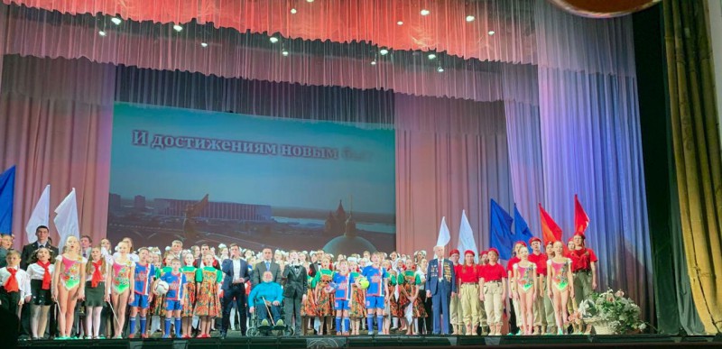 Анна Круглова приняла участие в праздничном мероприятии, посвященном 48-летию Советского района