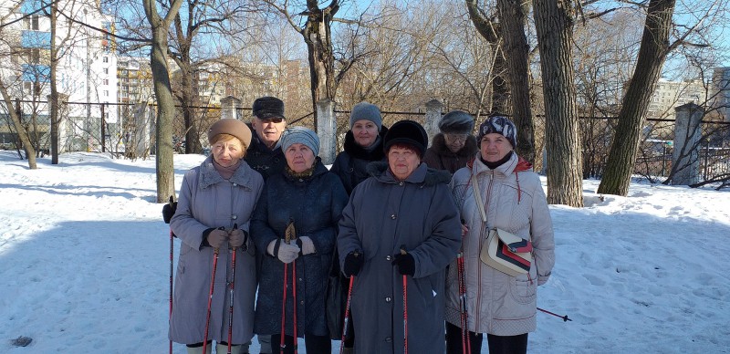 Группа по скандинавской ходьбе создана при ТОС «Комсомольский»