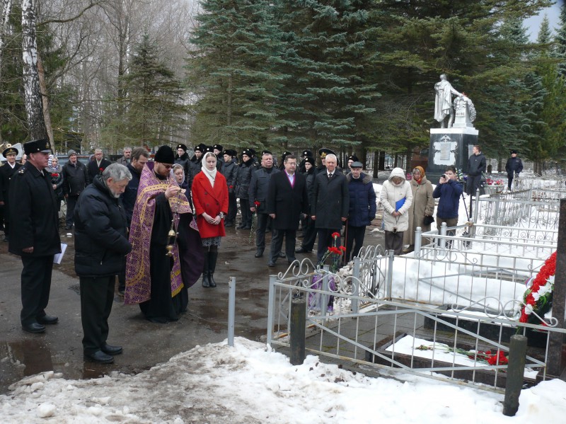 В Нижнем Новгороде почтили память погибших подводников