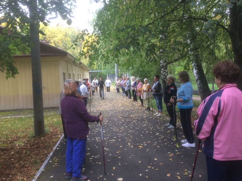 Клуб «Здоровый образ жизни» продолжает свои занятия в ТОС Б. Корнилова