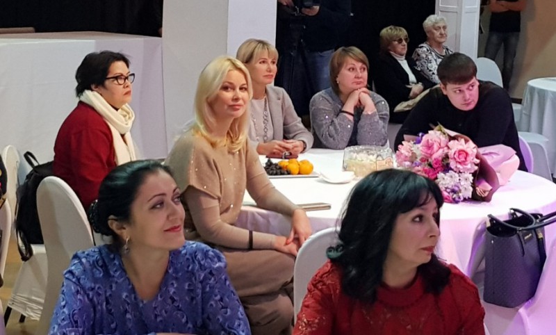 Анна Татаринцева поддержала проведение творческой гостиной клуба «Преображение»