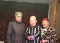 В Ленинском районе вручаются медали ветеранам ВОВ к 75-летию Победы