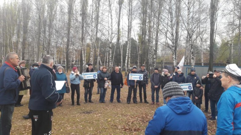 Традиционный заплыв моржей «Мужество нижегородцев - во благо России» состоялся в Автозаводском районе на Парковом озере