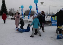 Николай Чернышов провел патриотическое мероприятие в микрорайоне «Цветы»