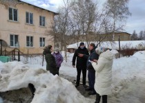 Владимир Поддымников встретился с жителями улицы Радистов по вопросам содержания жилья