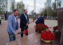 Николай Чернышов принял участие в торжественном митинге, посвященном 76-летию со дня Великой Победы