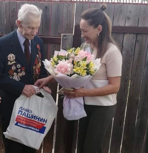 Депутаты Якутской городской Думы поздравляют Айсена Сергеевича с юбилейным днем рождения!