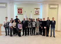 Владимир Поддымников-Гордеев организовал экскурсию в городскую Думу для членов Совета молодежи Приокского района
