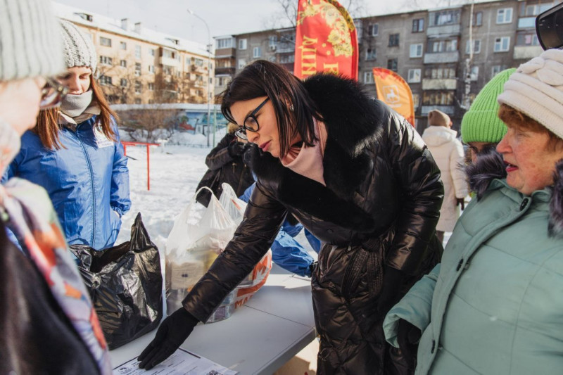 Мария Самоделкина организовала масленичные гуляния на дворовых территориях Канавинского района