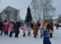 На территории ТОС 16 пос. Мостоотряд прошло праздничное мероприятие для жителей «Широкая Масленица»