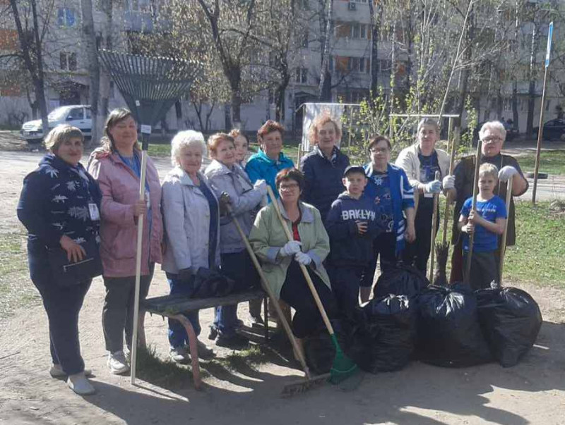 И снова чисто, культурно, потому что ТОС «Орджоникидзе» вышел на СУББОТНИК!