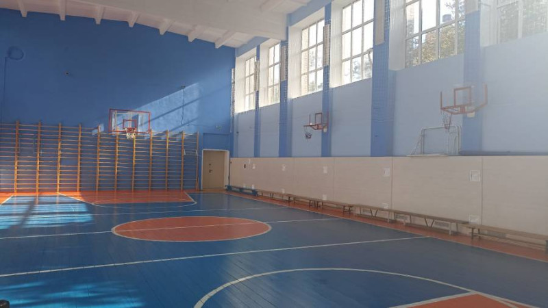 Ремонт спортивного зала  МБОУ Школа № 182