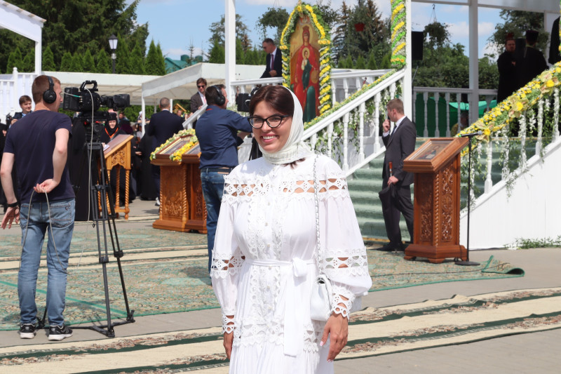 Мария Самоделкина приняла участие в Божественной литургии, посвященной обретению мощей преподобного Серафима Саровского