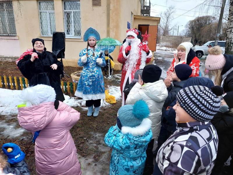 В посёлке Новое Доскино прошел новогодний праздник «Приключения Деда Мороза»