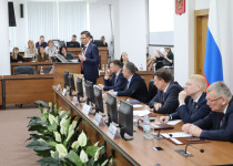 «Депутаты оценили работу главы города в 2023 году как эффективную», – Олег Лавричев