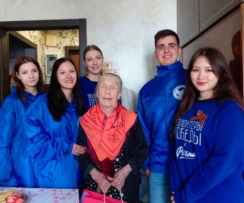 Мария Самоделкина поздравила ветерана Великой Отечественной войны  с 95-летием