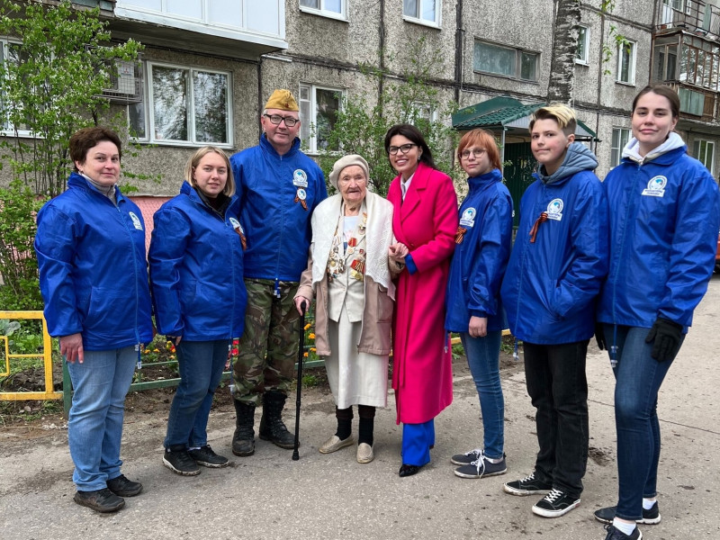 Мария Самоделкина организовала в Нижнем Новгороде  акцию «Палисадник Победы»