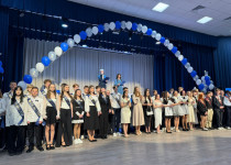 Депутаты городской Думы Нижнего Новгорода поздравили выпускников школ