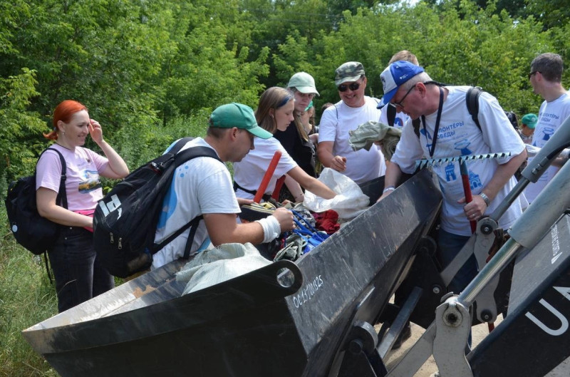 Мария Самоделкина поддержала проведение субботника в Копосовской дубраве