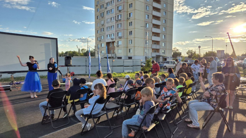 Мария Самоделкина организовала праздник «Всем двором!»  в Канавинском районе