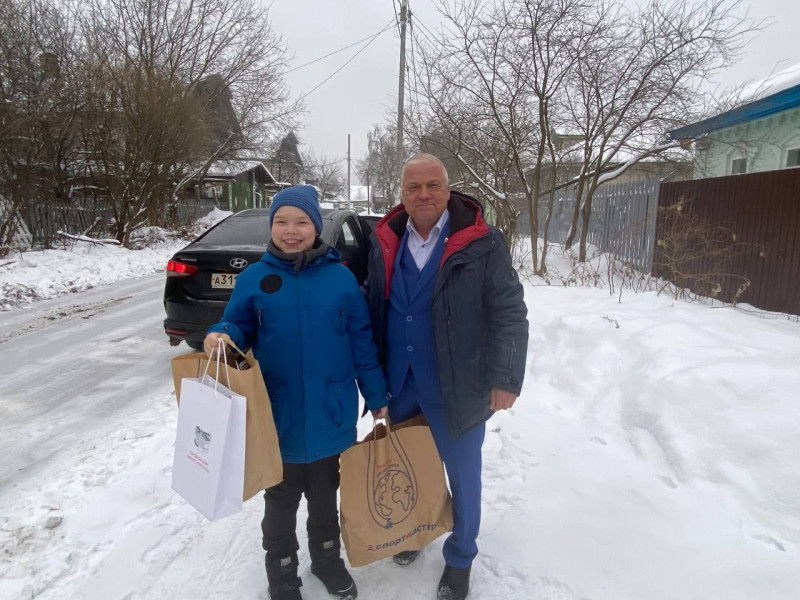 Владимир Тарасов и «Елка желаний» исполнили мечту юного нижегородца